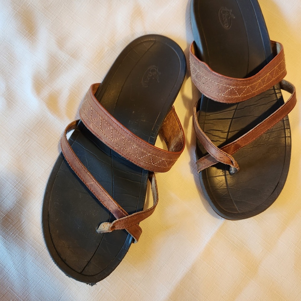 Chaco Women's Deja Toe Loop Sandals Brown Leather Comfort Flip Flops size 8